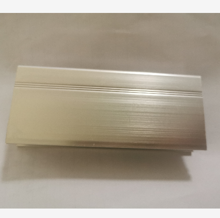 「出光劑」鋁材做完砂化出光的效果-仁昌鋁材出光